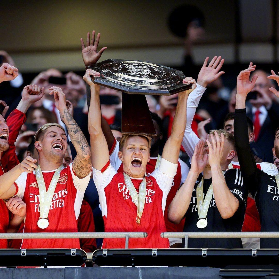 星空体育登陆首页社区盾加时末段再迎强敌；利物浦队长鼓劲；主帅态度：话题不断；年轻球员得到机会的简单介绍